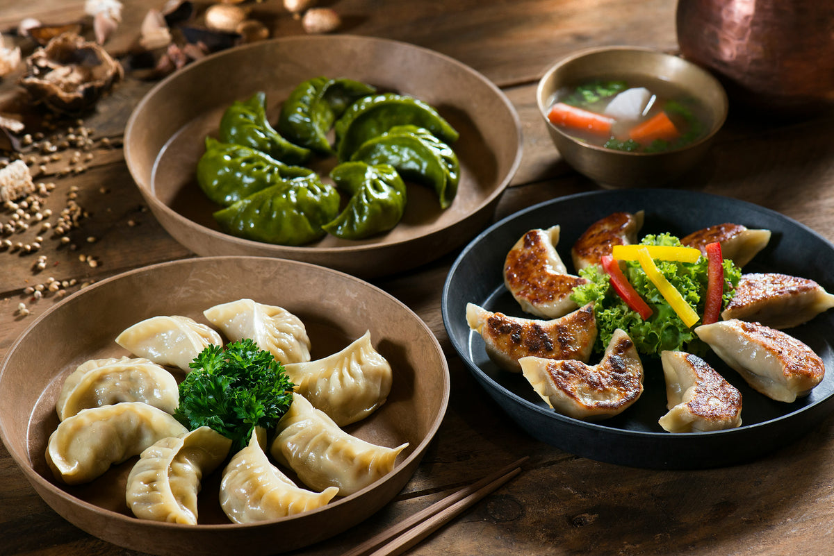 Enhancing Gyoza (Japanese Dumplings) with Wine: A Passionate Pairing Guide