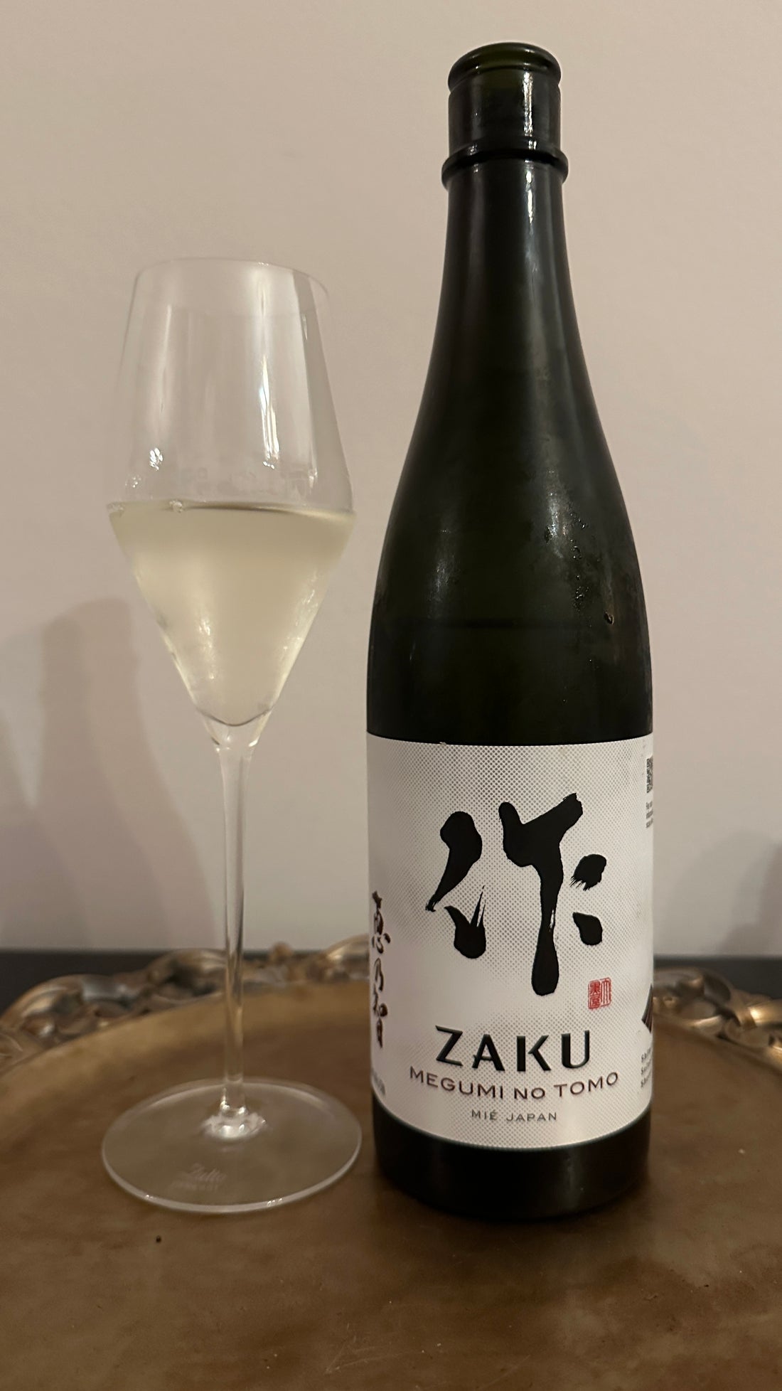 Sake Review for Wine Lovers: Zaku Megumi-No-Tomo Jumai Ginjo